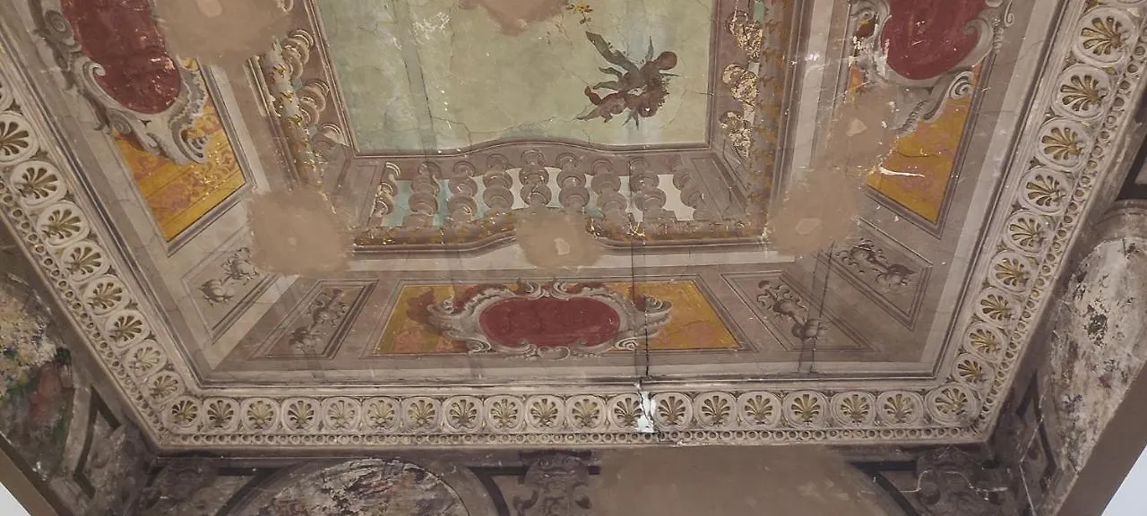 Appartamento Storico In Zona Barberini Roma Apartamento