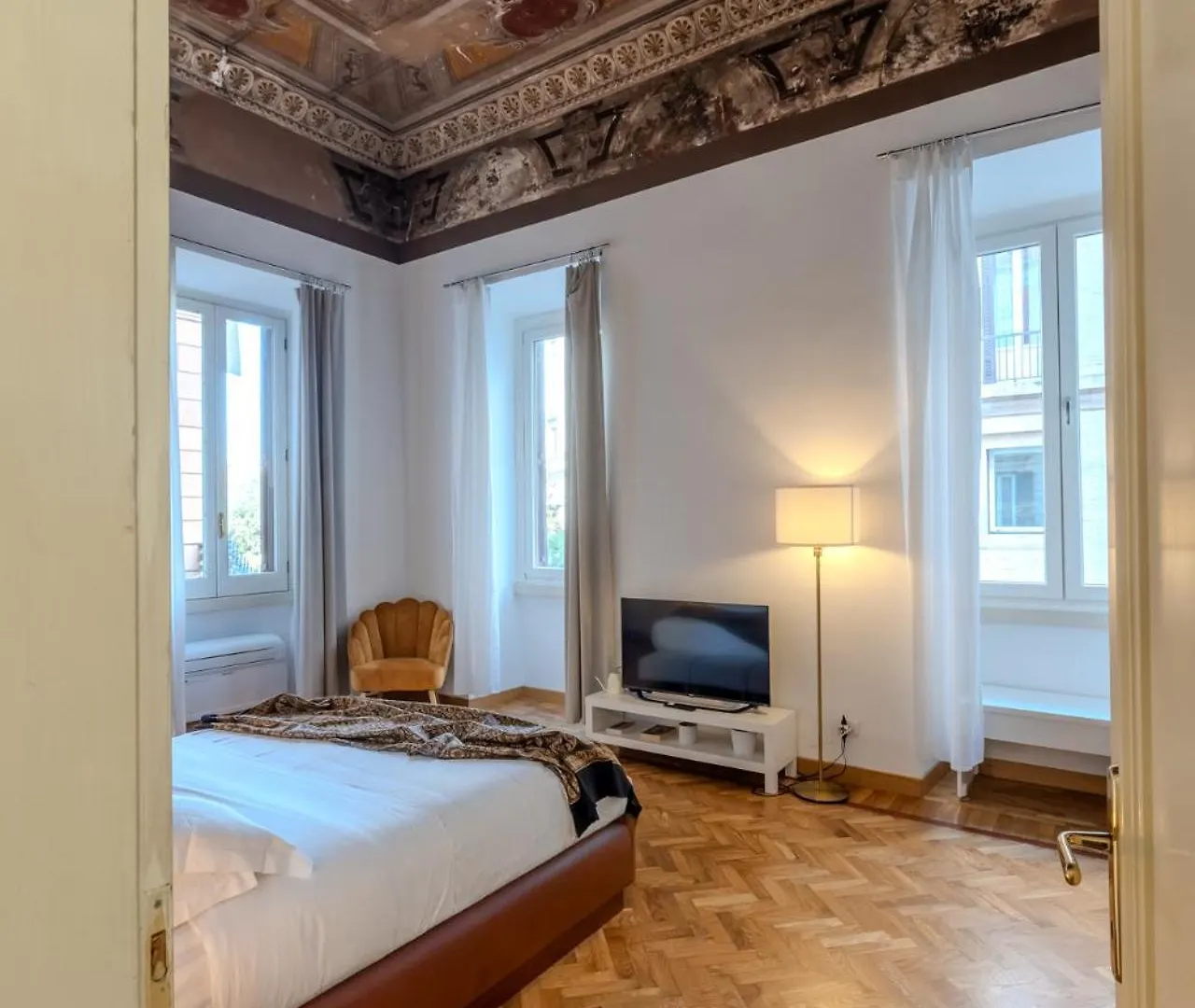 Appartamento Storico In Zona Barberini Roma Itália